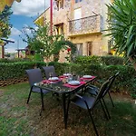 Varveri's House * Nikiti (Sithonia)