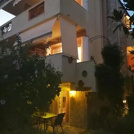 Varveri's House *
