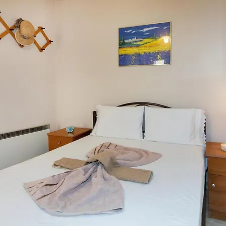 Varveri's House * Никити