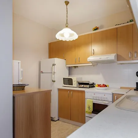 Varveri's House Никити