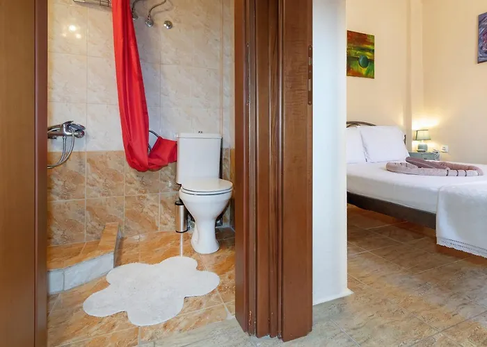 Varveri's House 度假居 尼基季